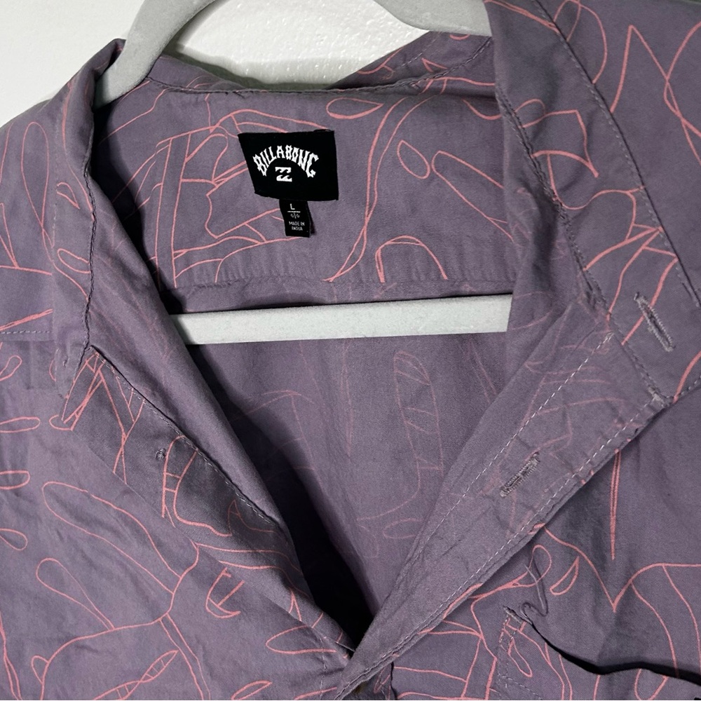 Billabong purple line art design short sleeve button down shirt - Picture 4 of 6